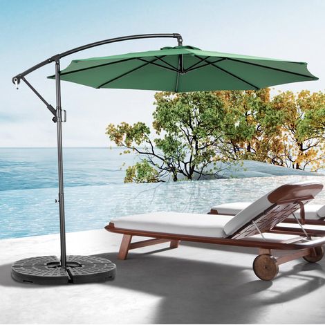 Parasol déporté de jardin en acier vert foncé, inclinable avec manivelle, toile polyester UPF 50+, sans base (1/5)