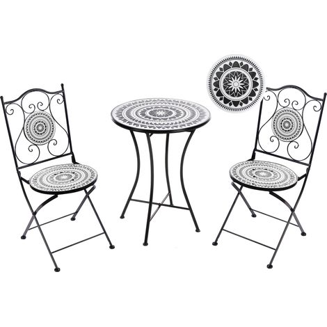 Conjunto de balcón con mesa y sillas plegables de metal y baldosas de cerámica blanco y negro Comiso