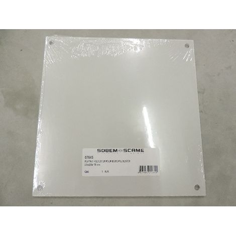 Platine polyester non perforée pour boite 270x270mm pour boite série MORVAN