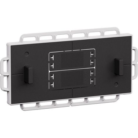 Accessori filomuro protetti 6 moduli bticino - 506ef