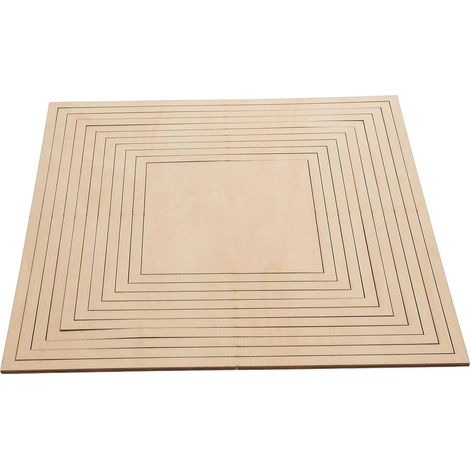 Keramikform Quadratische Töpferform mit Holzwerkzeug und