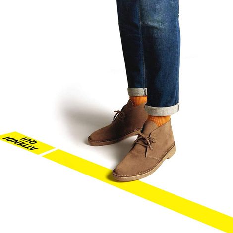 Striscia Adesiva Segnaletica Distanziamento Sociale per Pavimento, Giallo (1/5)