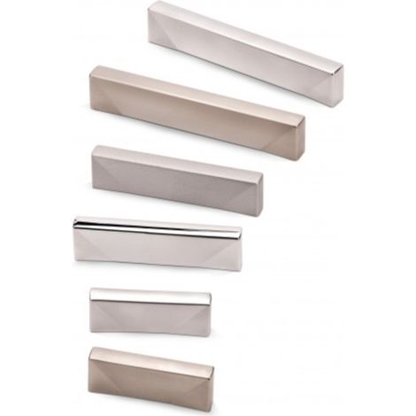 Tirador Cubic 7481 - Cromo brillo. 55x10x19mm. Entrepuntos 32mm. (1/2)