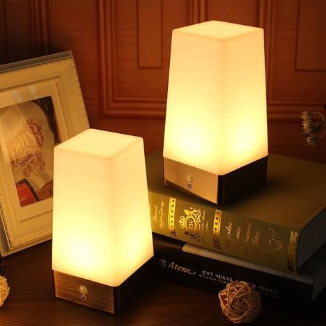 Table Lamp, Retro LED Night Light, Bedside Lamp with PIR Wireless Motion Sensor, Battery Powered for Living Room, Bedroom, Bathroom, Hallway, Kitchen (1/4)