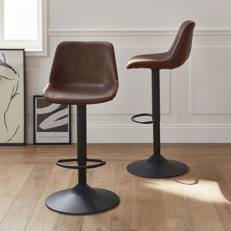 Lot de 2 tabourets de bar réglables - Noah - simili cuir marron - hauteur réglable 60.5/81.5cm. repose-pieds (1/5)
