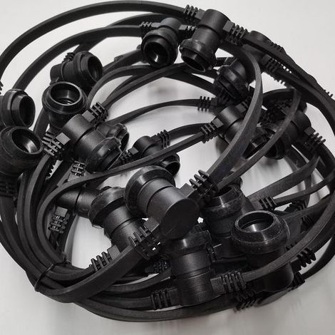 CREA 10 m IP65 Schwarze, verbindbare Lichterkette für den Außenbereich - Lichterkette für E27-Glühbirnen (10 Glühbirnen) - Lichterkette für Gärten, Terrassen und Gartenpartys (1/5)