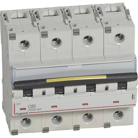 Legrand – Disjoncteur tétrapolaire 400V 80A – Courbe C – Arrivée haute et départ bas à vis – 6 modules – Protection optimale des circuits