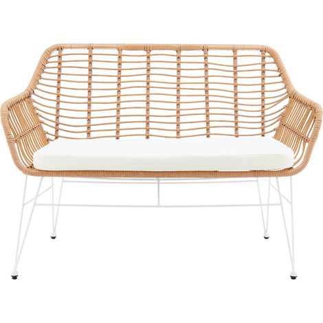 Banc de Jardin et Intérieur 2 Places Aspect Rotin Naturel et Métal Blanc avec Coussin Noir - PANGIVO (1/5)