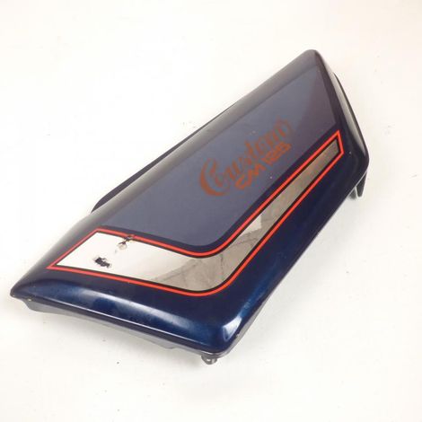[PRODUIT D'OCCASION] Cache latéral gauche origine pour moto Honda 250 CMC 1982-1983 (1/2)