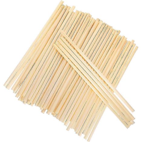 Des tubes alvéolés de rechange, fabriqués à partir de paille de blé, sont utilisés pour stocker 100 ruches. (1/5)