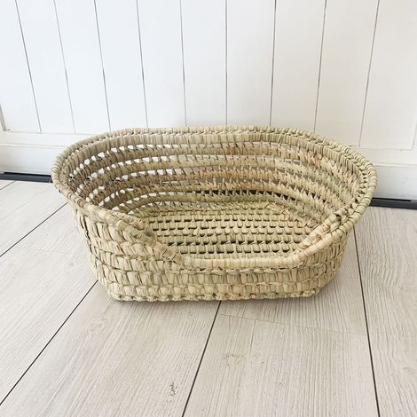 Panier pour animal fait main en fibre de palmier 45cm (1/4)