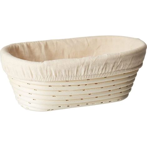 Gärkörbe mit Leinenfutter, Brotbleche, Brotformen und Gärkörbe aus Rattan (oval, 25 x 15 x 8 cm).