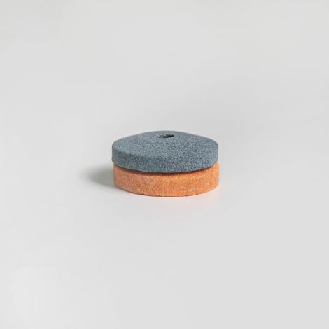Set aus zwei Schleifsteinen für die Fleischschneidemaschine Mega-M 22, 25, 32 und N.