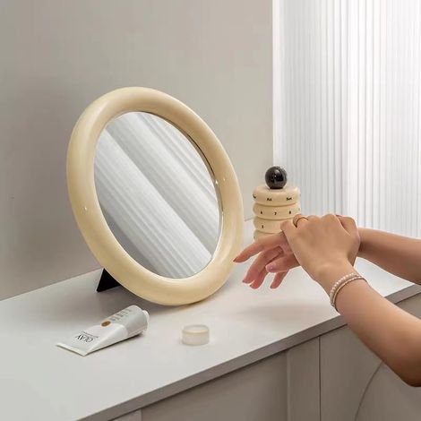 Miroir de maquillage rond pour bureau, grand miroir de courtoisie de table avec support réglable pour décoration de bureau, salon, chambre à coucher (1/5)