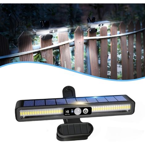 Une lampe de sécurité solaire avec pince, dotée d'un détecteur de mouvement et de 36 LED. (1/5)