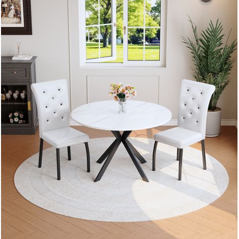 Set da pranzo rotondo con tavolo effetto marmo bianco e 2 sedie nere in metallo e MDF (1/5)