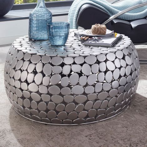 Table basse ronde galet 66x66x32 cm en aluminium argenté (1/4)