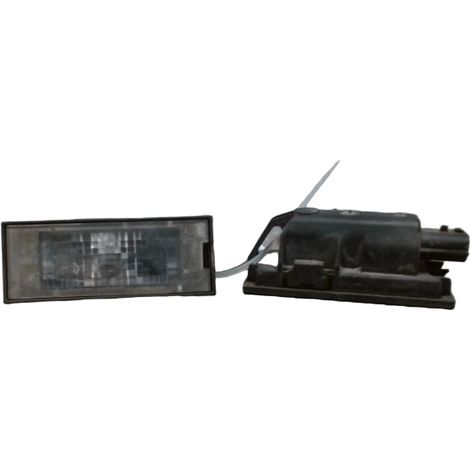 [PRODUIT D'OCCASION] Eclaireur Plaque De Police RENAULT Megane ♻️ Ref Oe. 8200480127 - Garantie à vie (1/2)