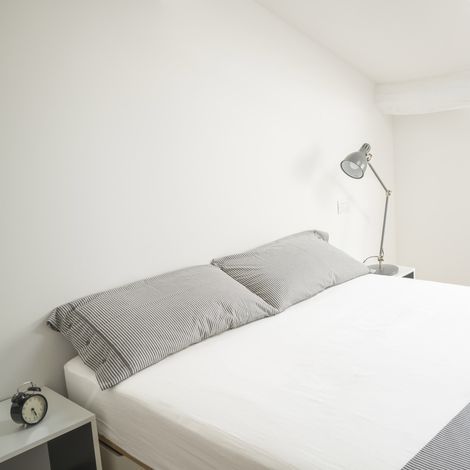 Drap housse blanc bonnet 30 cm 100% coton 120x200