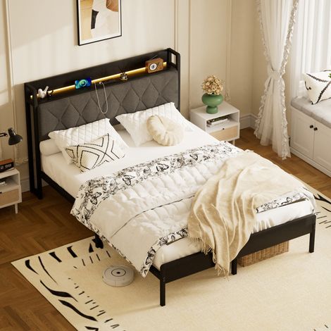 Letto 140 x 190 con testiera imbottita, LED, USB e prese, nero e grigio HAVRYA (1/5)