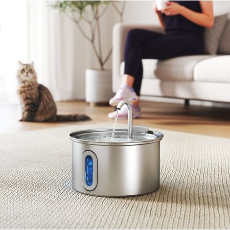 Katzen-Wasserbrunnen 2,5 L 19,4x19,4x18,7 cm Edelstahl Silber LED leise – MEUBLIV (1/5)