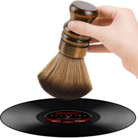 Antistatische Bürste mit weichen Borsten zur Staubentfernung und Pflege von Schallplatten (1/2)