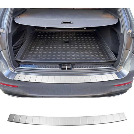 OMAC Ladekantenschutz für Mercedes GLC X253 2015-2022 Edelstahl gebürstet (1/5)