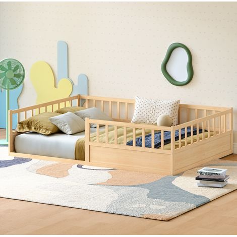 Cama infantil Montessori con barandilla pino natural OKMYHOME