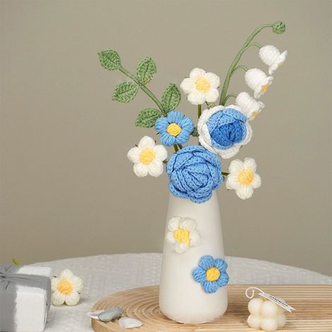 Handgefertigte Kunstblume aus Wolle, gehäkelt und gestrickt, mit Keramikvase, Tischdekoration, Geschenk (1/4)