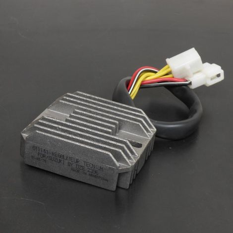 Régulateur redresseur de tension Tecnium pour Moto Suzuki 400 GSF (1/2)