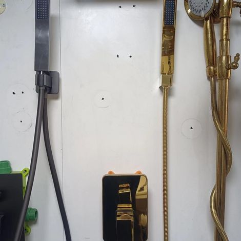 Cross-border all-copper concealed hot and cold shower head embedded in the wall with pre-embedded box, hotel shower head set - gold side bar, two speed settings, 10-inch overhead shower.