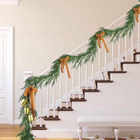Guirlande De Pin De Noël - 1,5 M - En Plastique Vert Flexible - Pour Porte D'Entrée, Cheminée Et Table - 1 Pièce (1/5)