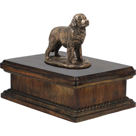 Terre-Neuve, Terre-Neuve, Wodołaz - une urne pour les cendres de chien, une urne classique avec une statuette, une urne élégante avec un chien d'Art-Dog (1/5)