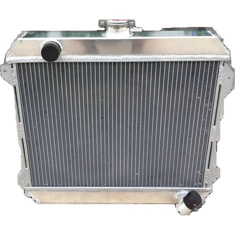 Radiador de aluminio, núcleo de 56 mm de espesor, dimensiones del núcleo 478 mm x 357 mm x 56 mm, dimensiones totales 530 mm x 470 mm x 80 mm, tamaño de entrada/salida de 35 mm, compatible con Datsun  (1/5)