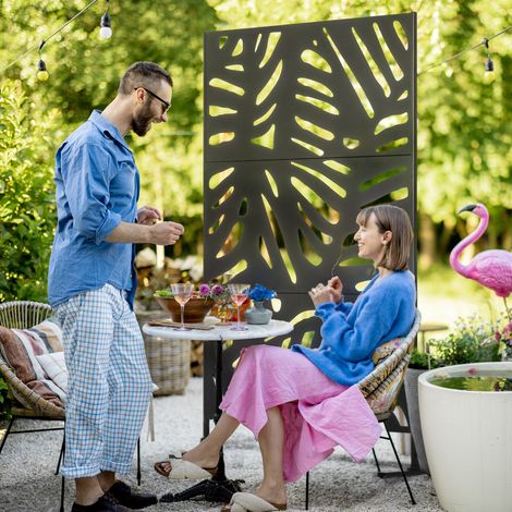 Panneau brise vue décoratif extérieur à motif végétal en métal - 122 x 45 x 198 cm noir