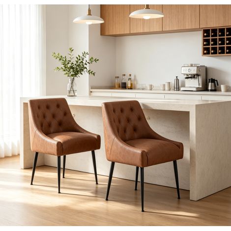 Chaise de salle à manger marron clair - Chaise repas imitation cuir - Dossier à capitonnage - Avec accoudoirs - Pieds métalliques noirs - Mobilier décoration maison (1/5)