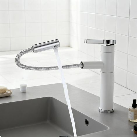 360° drehbarer Badezimmerhahn mit flexiblem Edelstahlschlauch für Warm- und Kaltwasser.