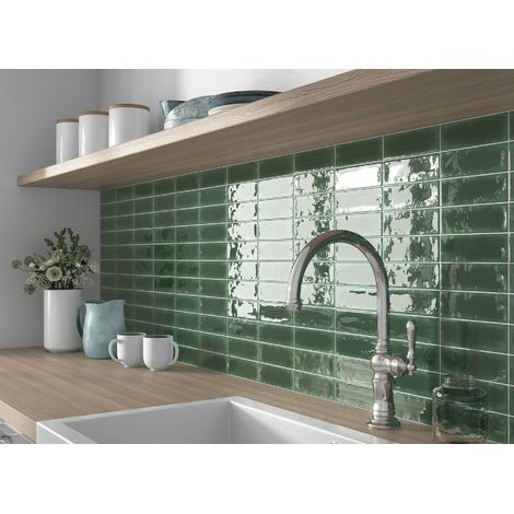 Altea Green Serie Premium Feinsteinzeug-Wandfliesen 5x15 cm (1/3)