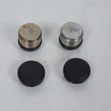 [PRODUIT D'OCCASION] Bouchon niveau huile origine pour Scooter Yamaha 50 Zest 1994 à (1/2)