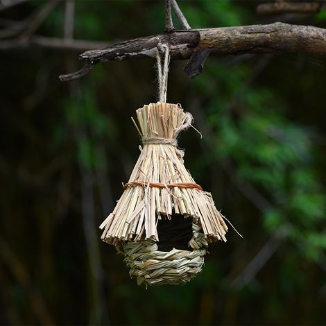 In stock: handmade straw bird nests, garden decorations, birdcages, and landscaping decorations. (1/5)