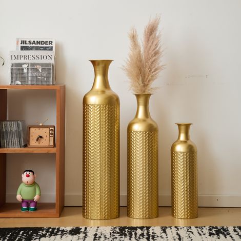 Lot de 3 vases de sol 50/66/83 cm en métal doré, motif texturé, pour petits espaces – MEUBLIV (1/5)