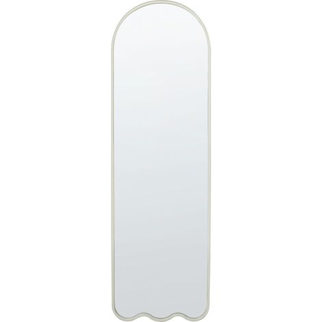 Specchio da parete moderno con cornice in metallo e ferro di forma irregolare per il soggiorno 45 x 145 cm Bianco Bussy (1/5)