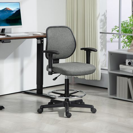 Höhenverstellbarer Bürostuhl mit Armlehnen, Maße 60 cm (B) x 57 cm (T) x 97–119 cm (H), auf Rollen, grau (1/5)