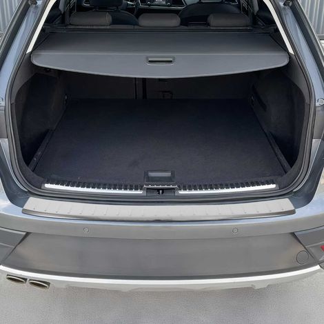 OMAC Ladekantenschutz Stoßstangenschutz für Seat Leon III 2017-2020 Facelift – Edelstahl Chrom (1/5)