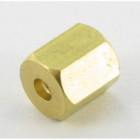 Racor derecho 4-1/8 NPT UNIVERSAL 3700CN18 (1/2)