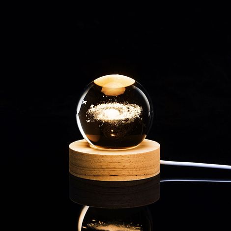 Lampe globe en cristal gravée en 3D, veilleuse boule de cristal lumineuse, lampe d'ambiance romantique avec socle en bois (1/5)