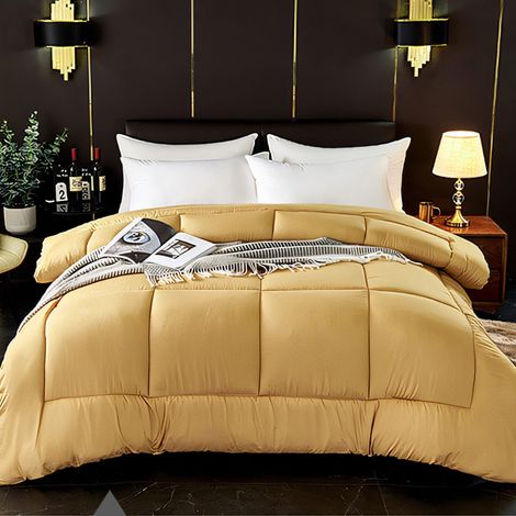 Quilt - 150 x 200 cm - Polyester - Coffee - Machine Washable - 1 Piece (1/5)