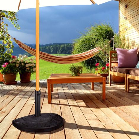 Halbrunder sonnenschirmstander gusseisen design geeignet fur kleine raume