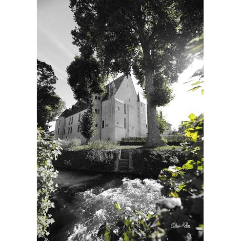 Tableau sur toile cours d'eau Beauvais 45x65 cm - Impression sur Toile Murale Décorative - Image imprimée en HD sur Toile - Toile sur Châssis en Bois FSC - Fabriqué en France (1/4)