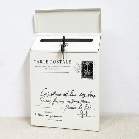 Buzón de hierro con cerradura para montar en la pared, estilo vintage, color blanco (1/5)
